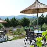 Σπίτι διακοπών Osmanaj Εξαμίλιο