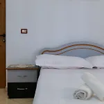 Osmanaj Hébergement de vacances Ksamil