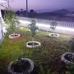 Osmanaj Hébergement de vacances *